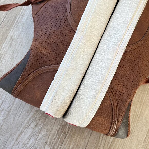 Mens Levi Classic Brown Ethan Lowtop Sneaker - 13 - Picture 8 of 11